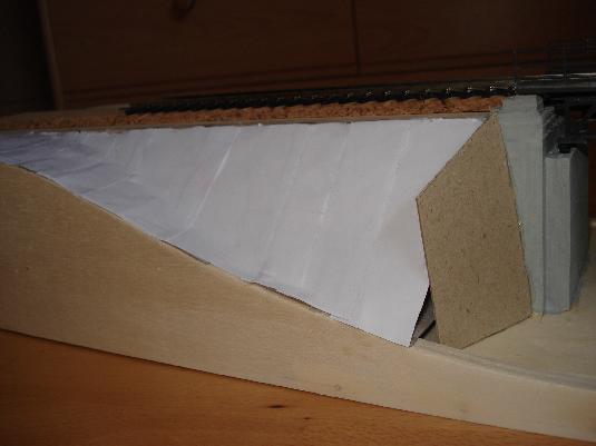 Brücke Bahndamm Rohbau